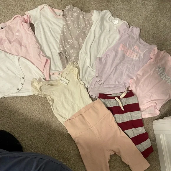 Zara&Gap&H&M&Carters&Little Muffin Baby clothes bundle - Picture 1 of 13